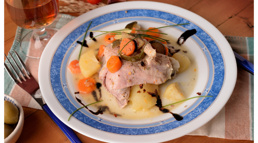 Vepřová kýta se zeleninou